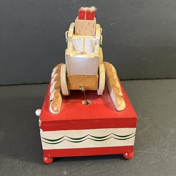 Vintage Schmid Wooden Christmas Sleigh Carriage Animated Xmas Music Box TESTED - Picture 3 of 16